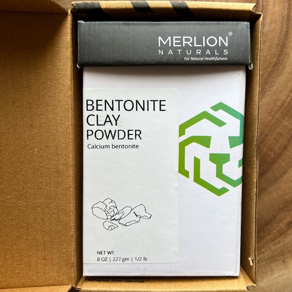 Merlion Naturals Bentonite Clay Powder